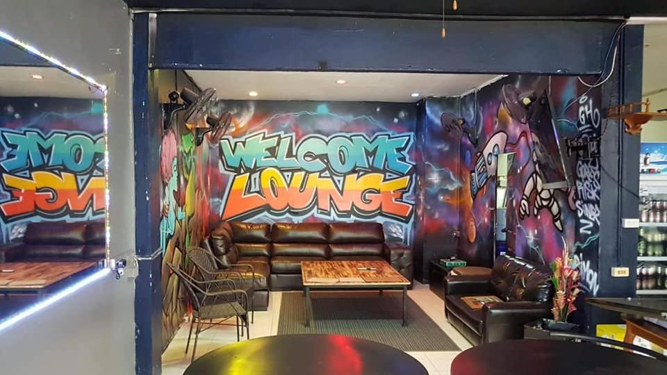 Апартаменти Welcome Lounge Джомтьєн-Біч Екстер'єр фото